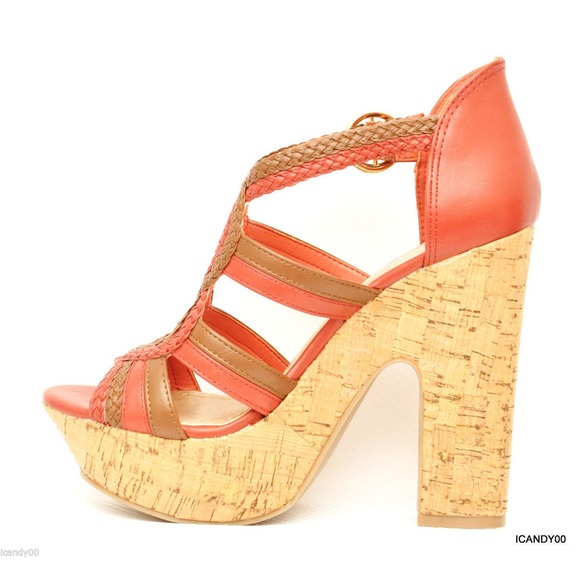 BCBGeneration SANFORDX Open Toe T-Strap Sandal Platform Pump Red 8.5/9.5/10 New - Picture 3 of 8